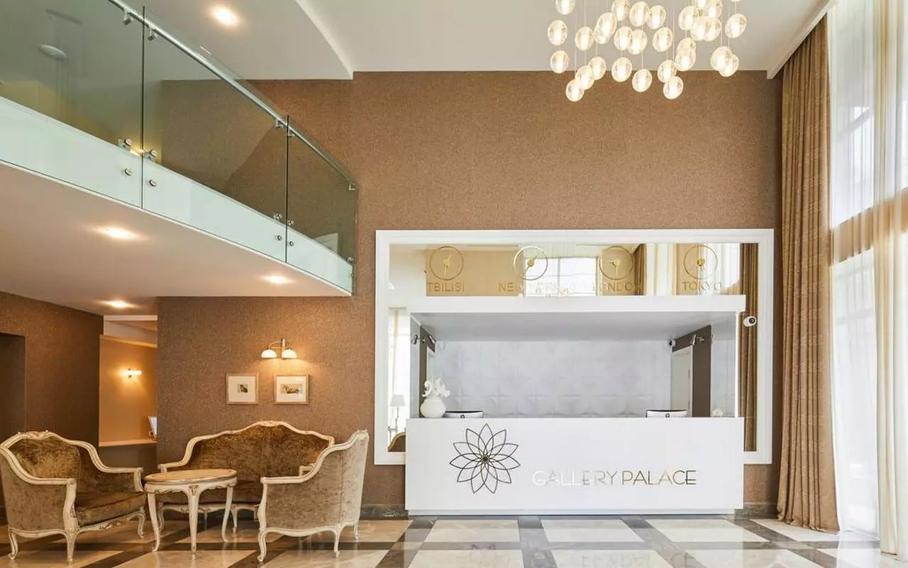 GALLERYPLACE_SHABAVIZ (12).jpg